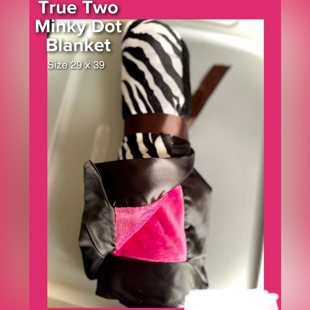 NEW - True Two Minky Dot Blanket - Zebra/Fuchsia